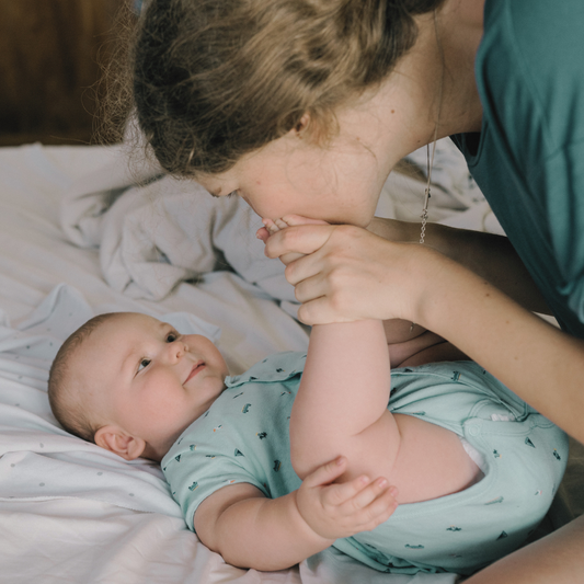 Why Your Baby Loses Interest So Quickly (And What Actually Helps)