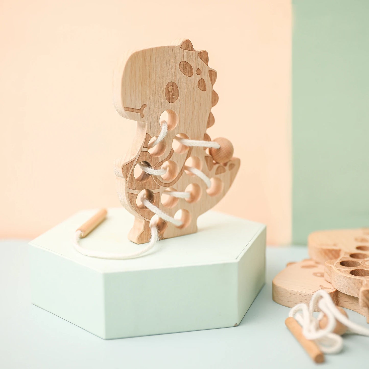 Wooden Animal Lacing Toys – Montessori Fine Motor Skill Set fo School Preparation